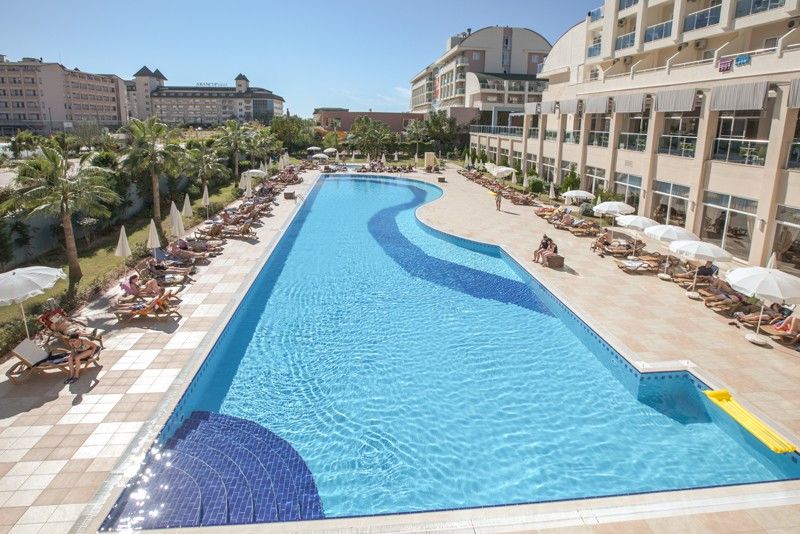 Titan Select Hotel Konaklı エクステリア 写真